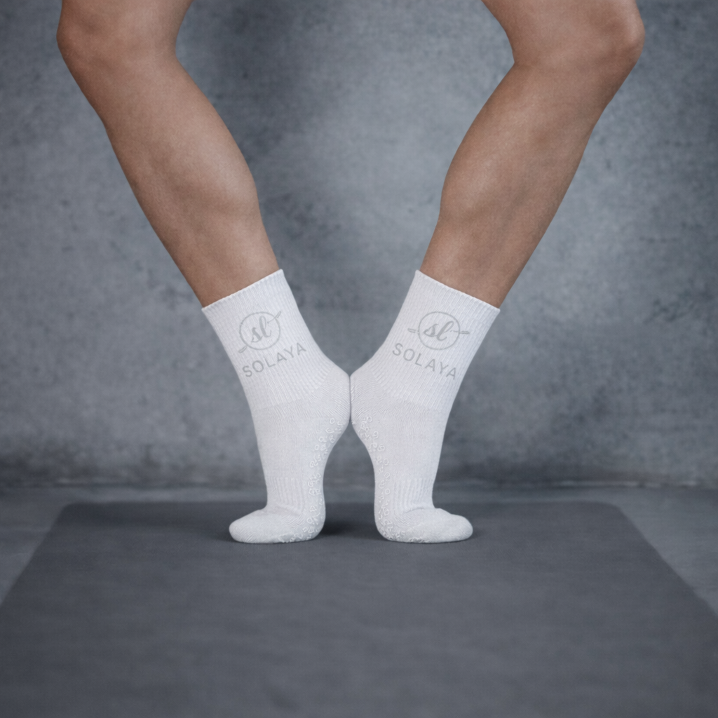 SOLAYA Signature Grip Socks